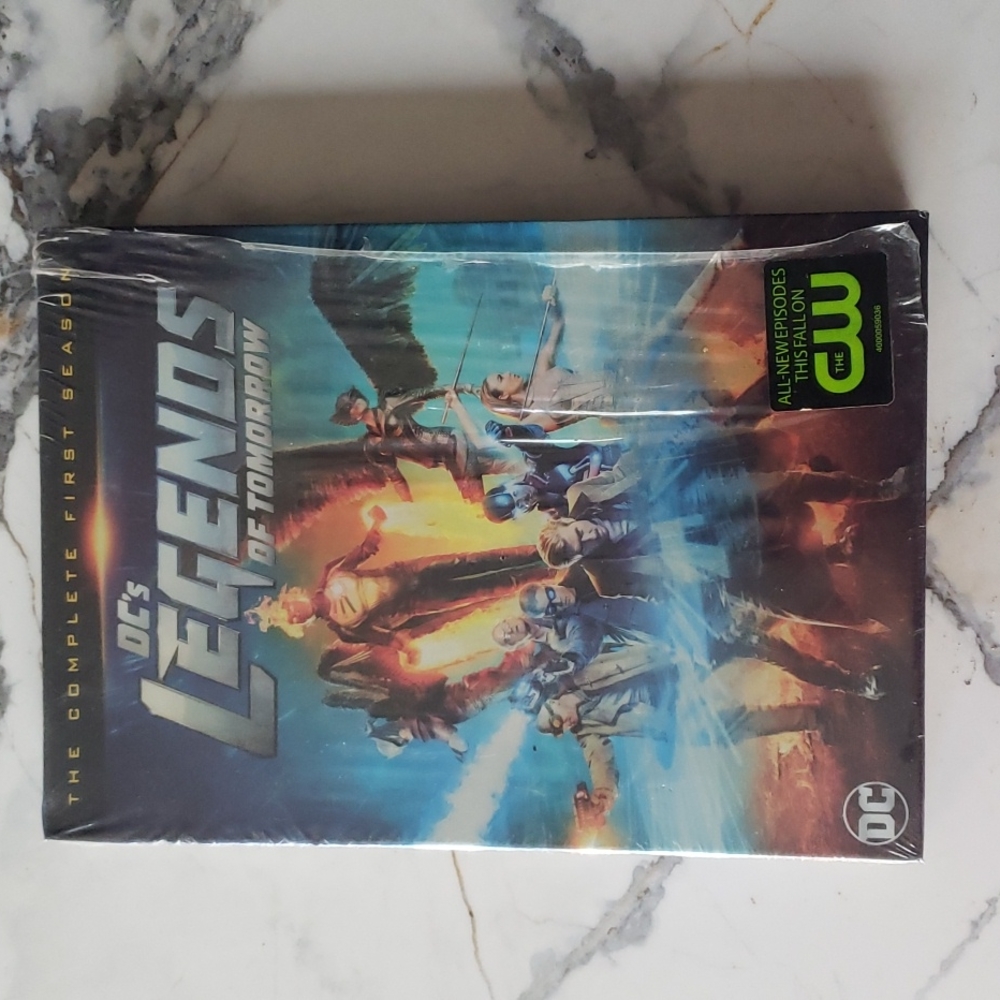 DOES Legends of Tomorrow Complete First Season